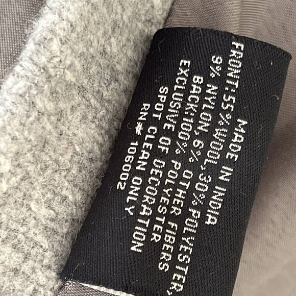 RACHEL ZOE Tree Skirt Christmas Embroidered Gray Red White Wool Blend HOPE EUC - Picture 7 of 9